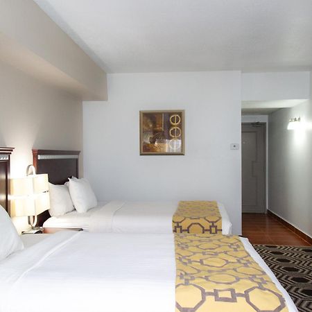 Baymont By Wyndham Delavan Near Lake Geneva מראה חיצוני תמונה